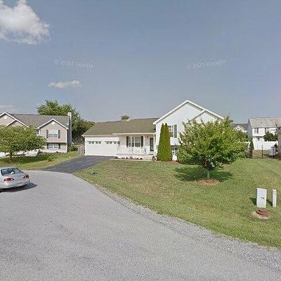 172 Jack Rabbit Ln, Ranson, WV 25438