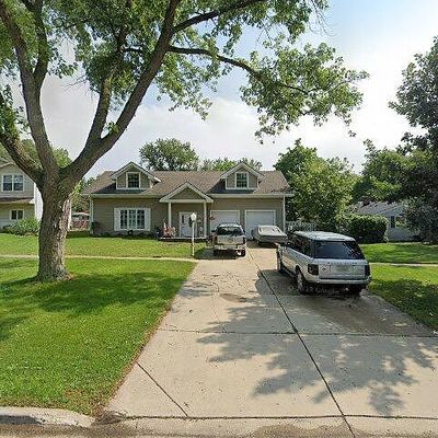 1727 W Weathersfield Way, Schaumburg, IL 60193