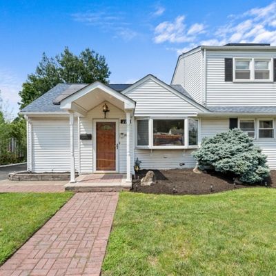 175 Oak Ridge Rd, Clifton, NJ 07013