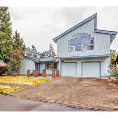 2052 Ne 164 Th Pl, Portland, OR 97230