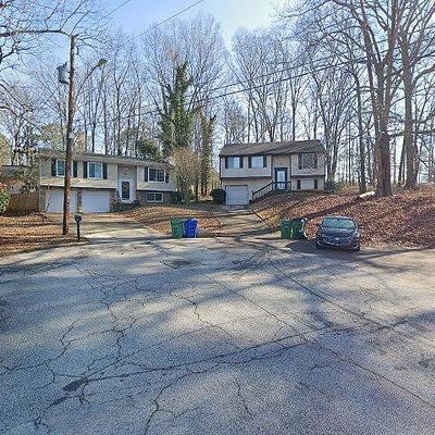 2052 Olde Scotland, Stone Mountain, GA 30088