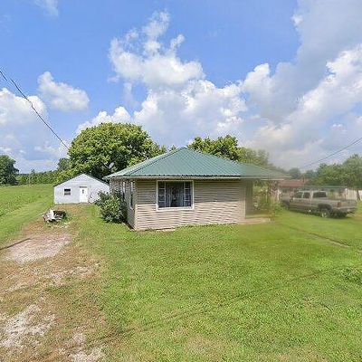 206 Jacobs Ln, Greenup, KY 41144