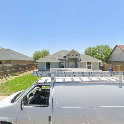 206 Sunrise Loop, Eagle Pass, TX 78852