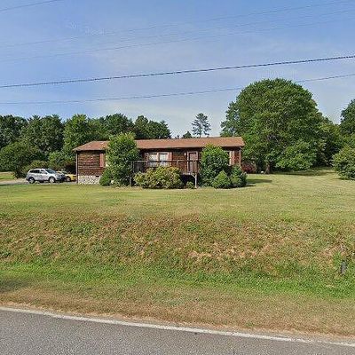 206 Vfw Rd, Morganton, NC 28655