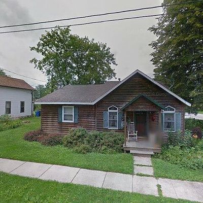 207 2 Nd St, Brooklyn, WI 53521