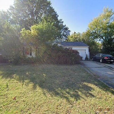 208 N Jennings Rd, Independence, MO 64056