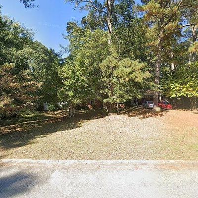 2088 Surrey Trl Se, Conyers, GA 30013