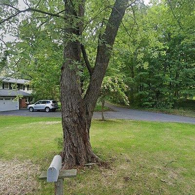 21 The Knls, South Hadley, MA 01075