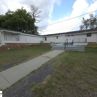 21 U St, Honea Path, SC 29654