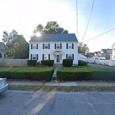 21 23 Elmer St, East Hartford, CT 06108