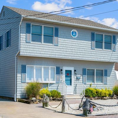 210 Midway Ave, Seaside Park, NJ 08752