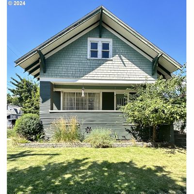 2102 2 Nd St, La Grande, OR 97850