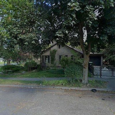 2105 S Madison St, Spokane, WA 99203