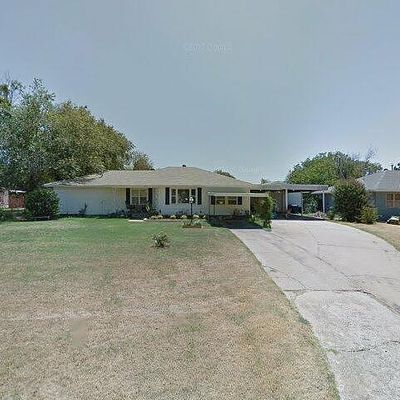 2109 W Oklahoma Ave, Guthrie, OK 73044