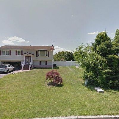 211 Dairy Ln, New Windsor, NY 12553