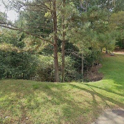 211 Hugh Ave, Dallas, GA 30132