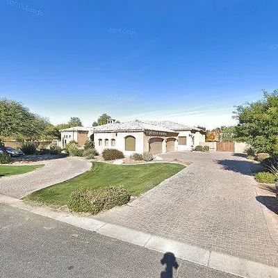 2114 E Avenida Del Valle Ct, Gilbert, AZ 85298