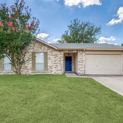 2117 Sheriff Dr, Grand Prairie, TX 75051