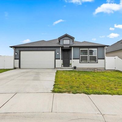 2118 Amber Loop, Yakima, WA 98901