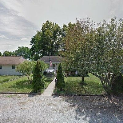 212 E 2 Nd St, Mackinaw, IL 61755