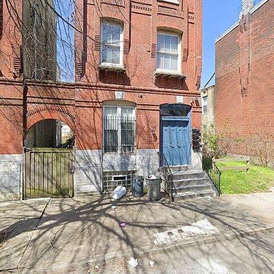 2122 N Uber St, Philadelphia, PA 19121