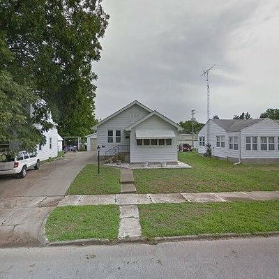 2127 Pine St, Murphysboro, IL 62966