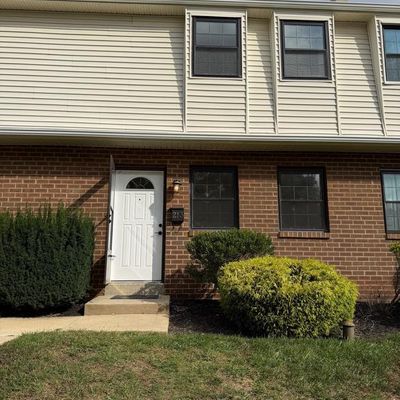 213 Holly Dr, King Of Prussia, PA 19406