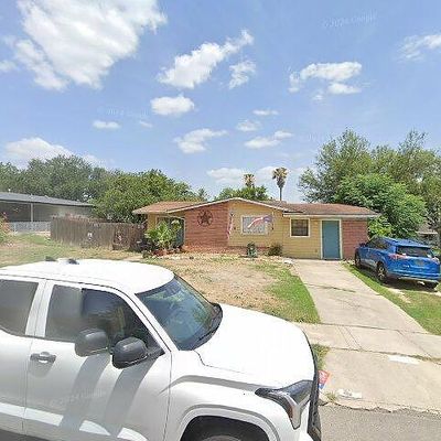 214 E Glenview Dr, San Antonio, TX 78201