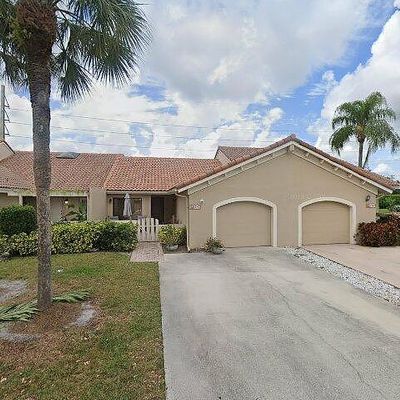 21547 Altamira Ave, Boca Raton, FL 33433