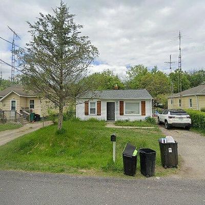 2157 E Williamson St, Burton, MI 48529