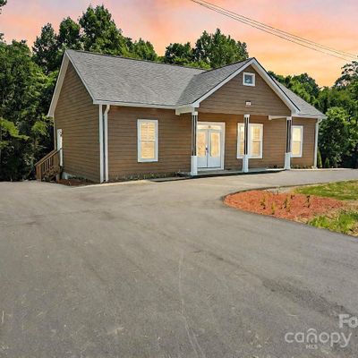 2158 Watson Rd, Lenoir, NC 28645