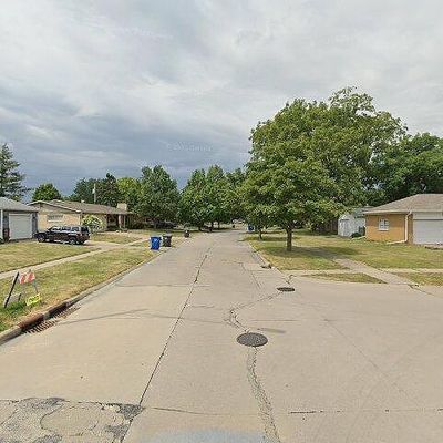 17 38 St, Moline, IL 61265