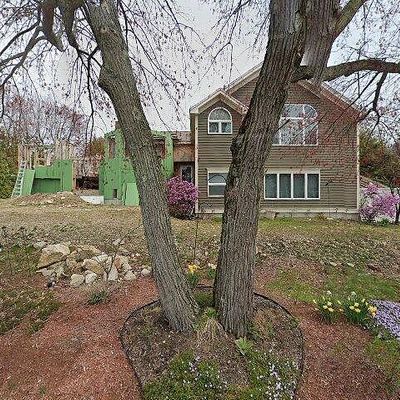 217 Fiske St, Tewksbury, MA 01876