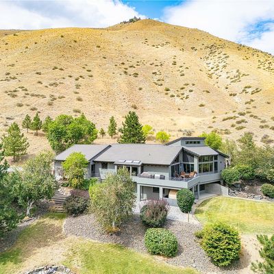 2180 Number 2 Canyon Rd, Wenatchee, WA 98801