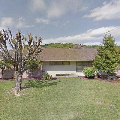 219 Central Ave, Allen, KY 41601