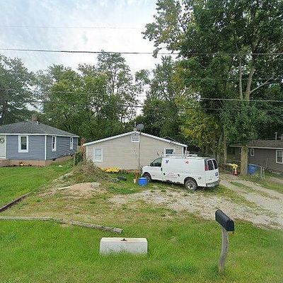 2194 Berg Ave, Benton Harbor, MI 49022