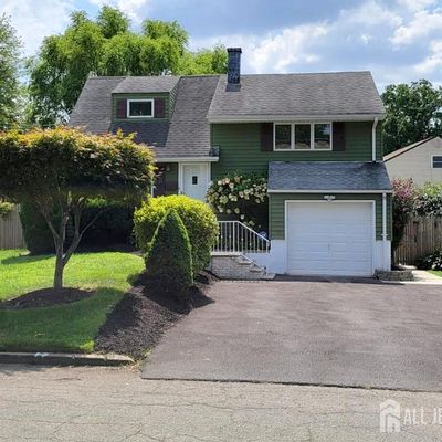 22 Brookside Ct, Colonia, NJ 07067