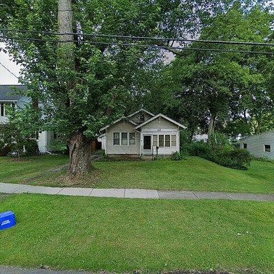 22 Miles Ave, Fairport, NY 14450