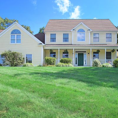 22 Winding Brook Ln, Wallingford, CT 06492