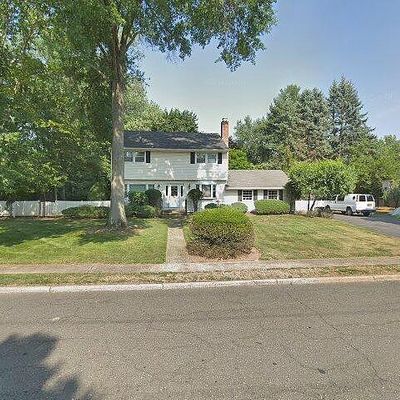 220 Birchwood Rd, Old Tappan, NJ 07675