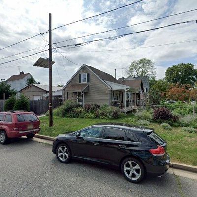 220 Chestnut St, Middlesex, NJ 08846