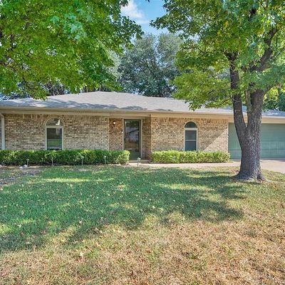 2203 Shiloh St, Denison, TX 75020