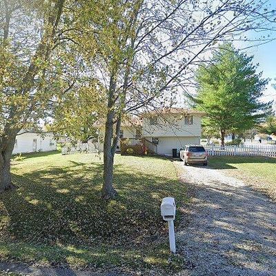 2205 S File Dr, Decatur, IL 62521