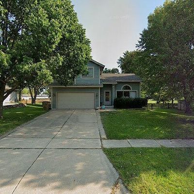 221 Sw Kennybrook Dr, Grimes, IA 50111