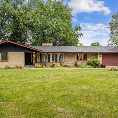 2210 Clearwater Rd, Saint Cloud, MN 56301