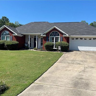 195 Windsong Way, Smiths Station, AL 36877