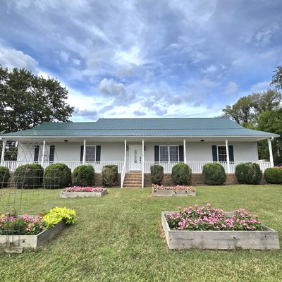 1960 Port Royal Rd, Adams, TN 37010