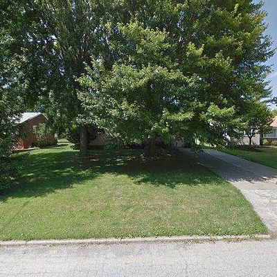 1964 Wendy Ln, Youngstown, OH 44514