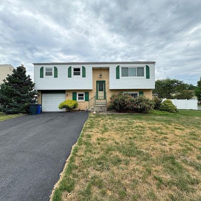 2 Sherwood Dr, Mechanicsburg, PA 17055