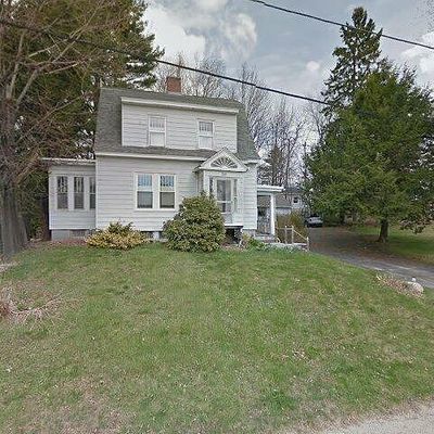 20 Fairlawn Ave, Lewiston, ME 04240